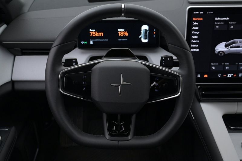 Polestar 4 bild 7