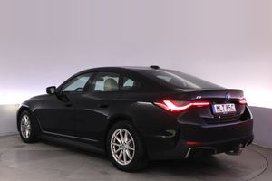 BMW i4 bild 4