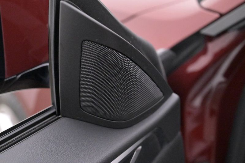 BMW i4 bild 19