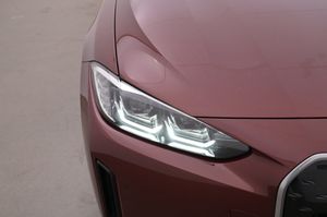 BMW i4 bild 25
