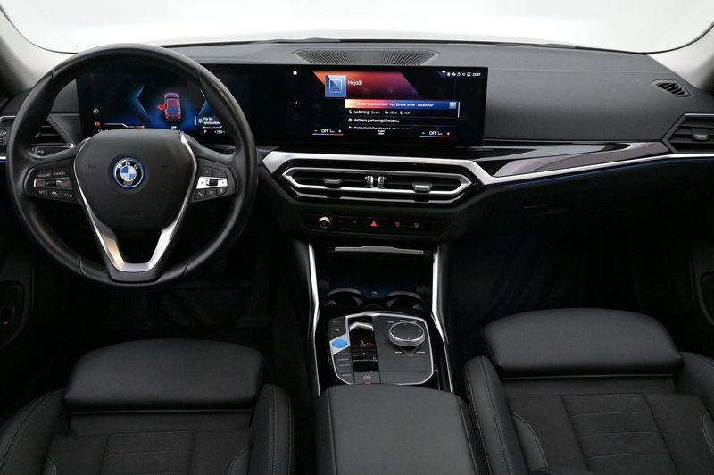 BMW i4 bild 6