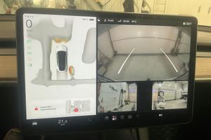 Tesla Model Y bild 13