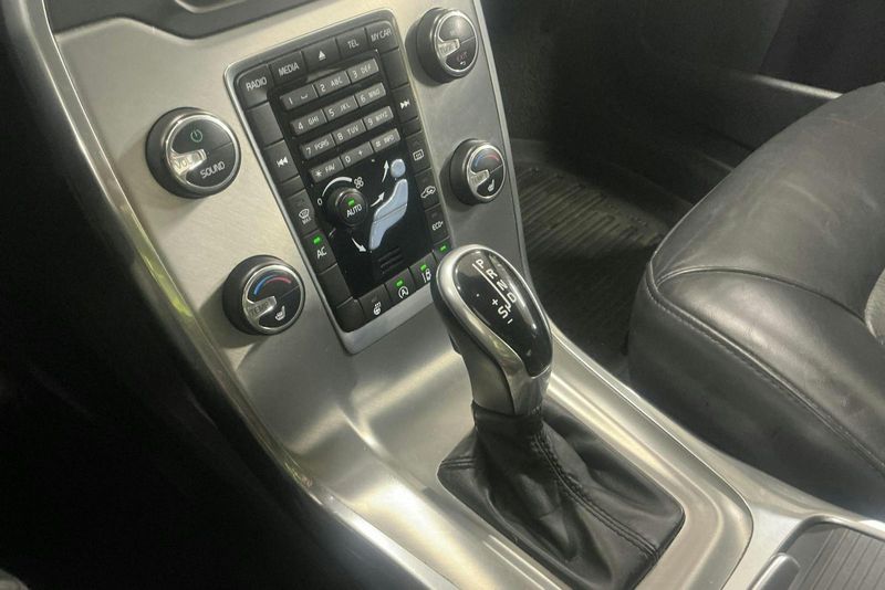 Volvo S80 bild 15