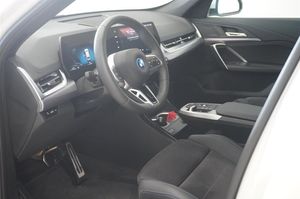 BMW X1 bild 2