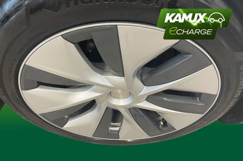 Tesla Model Y bild 8