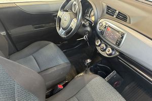 Toyota Yaris bild 10