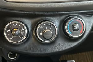 Toyota Yaris bild 17
