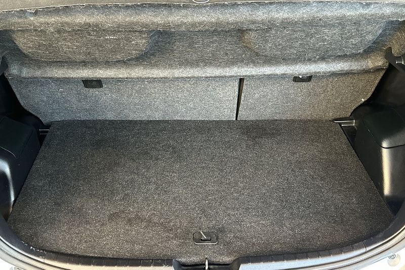 Toyota Yaris bild 12