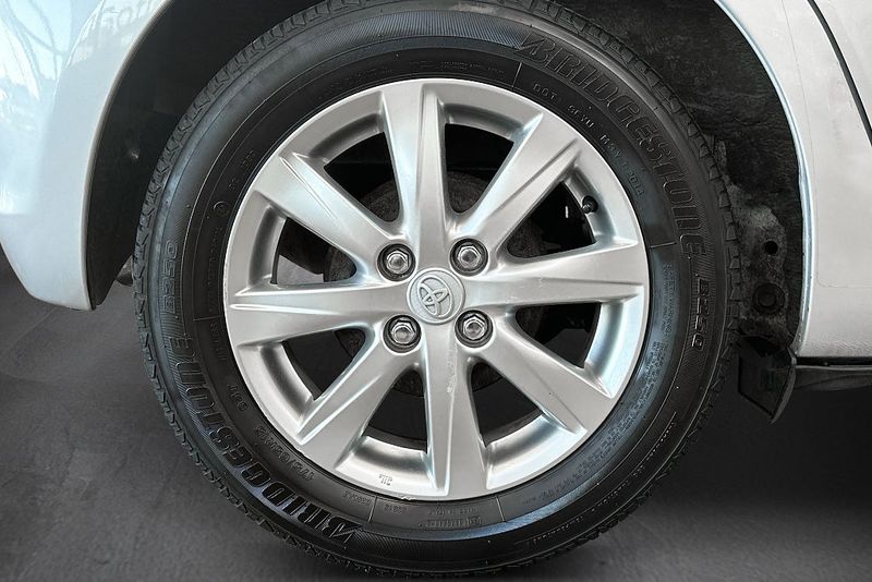Toyota Yaris bild 9