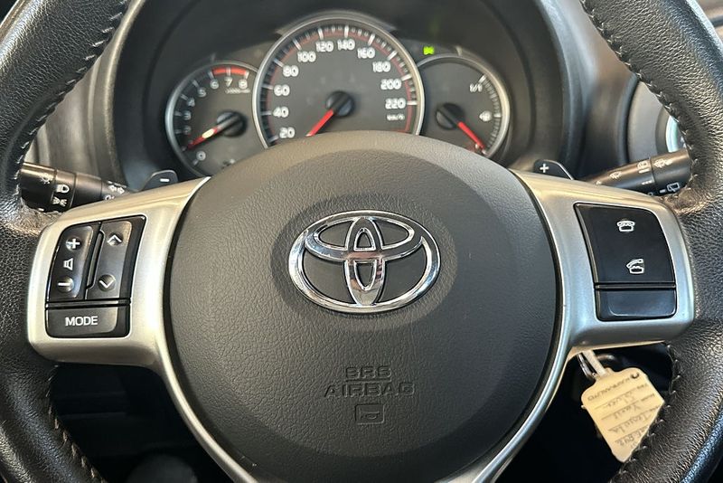 Toyota Yaris bild 15