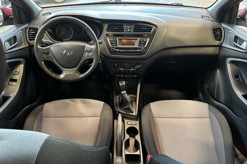 Hyundai i20 bild 14