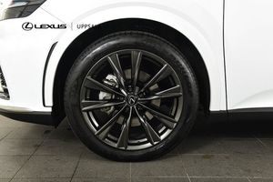 Lexus RX bild 17