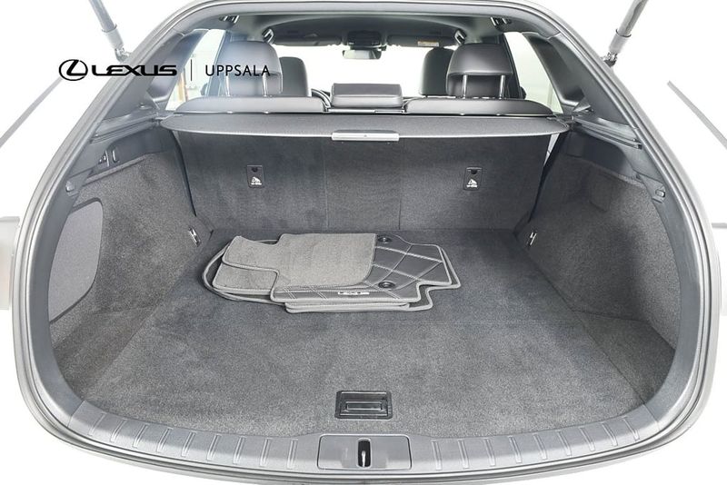 Lexus RX bild 9