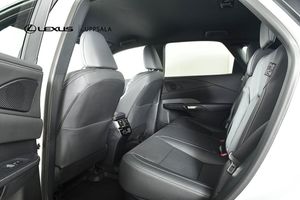 Lexus RX bild 7