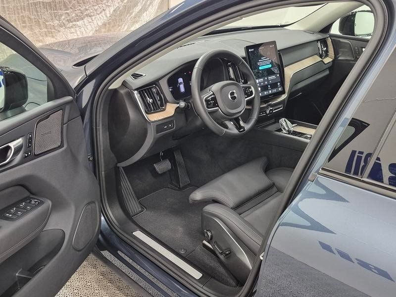 Volvo XC60 bild 2