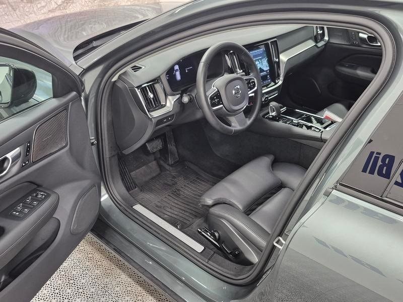 Volvo V60 bild 2