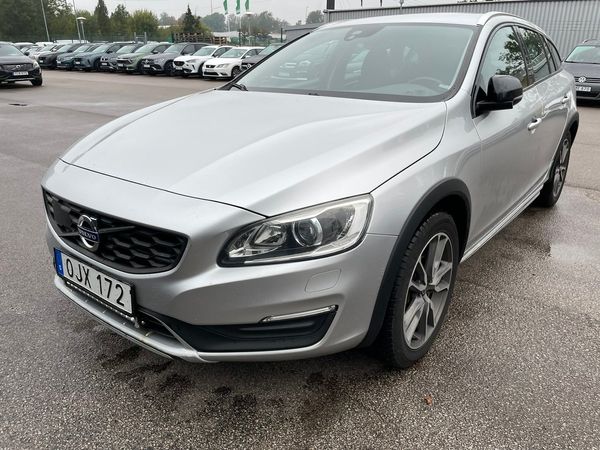 Volvo V60 Cross Country D3 - 2017