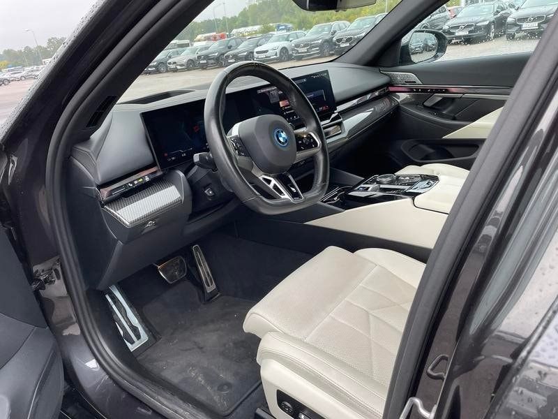 BMW i5 bild 5