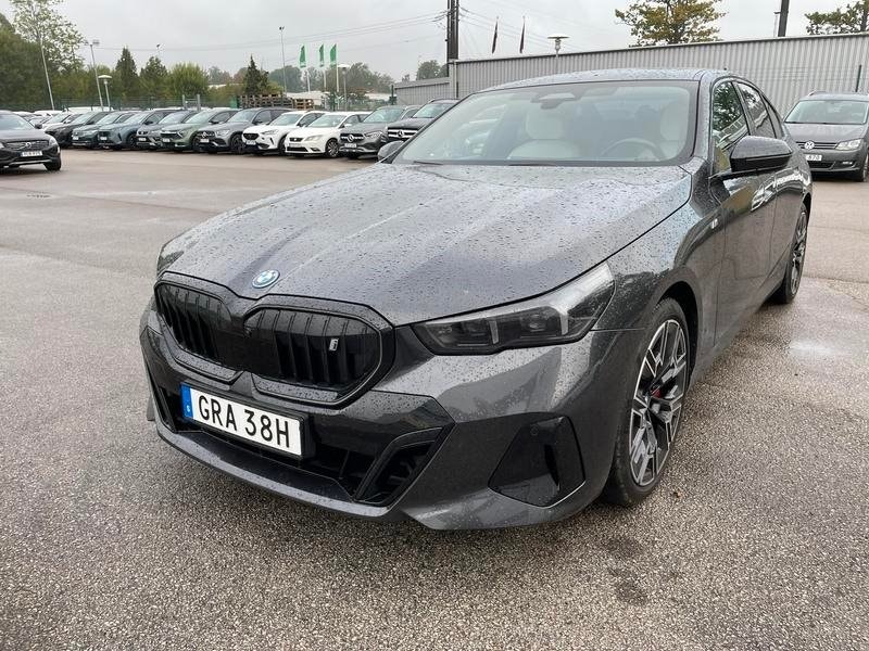 BMW i5