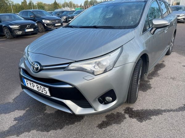 Toyota Avensis COMBI - 2016
