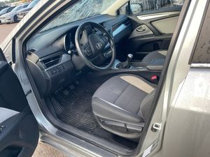 Toyota Avensis bild 5