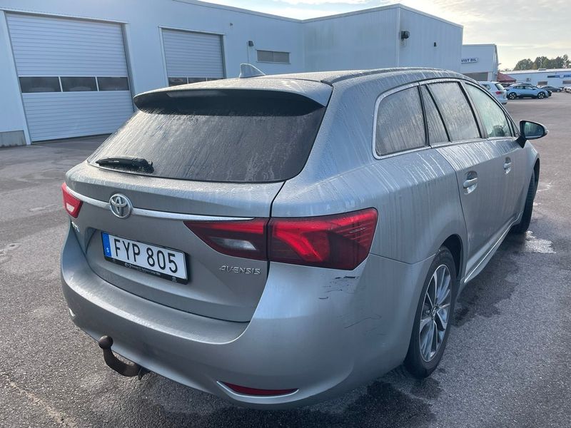 Toyota Avensis bild 3