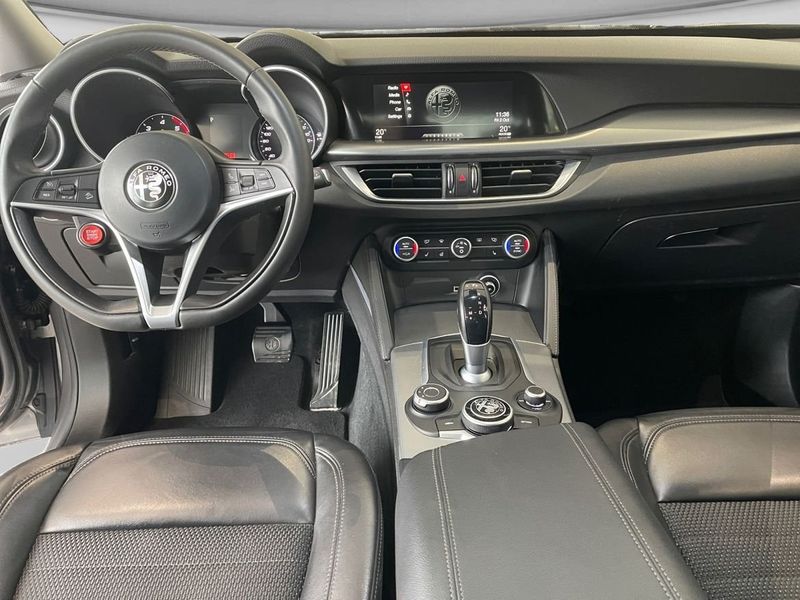 Alfa Romeo Stelvio bild 7