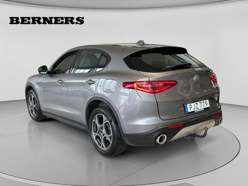 Alfa Romeo Stelvio bild 3