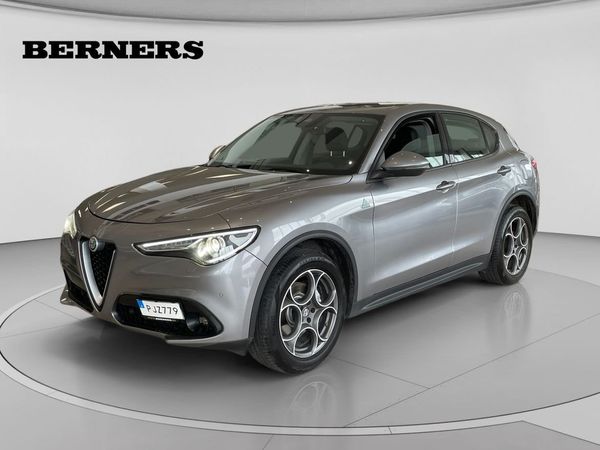 Alfa Romeo Stelvio 2.2 JTD 16V Q4 Automatisk/Super - 2017