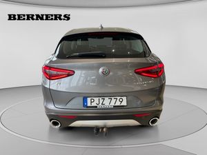 Alfa Romeo Stelvio bild 4
