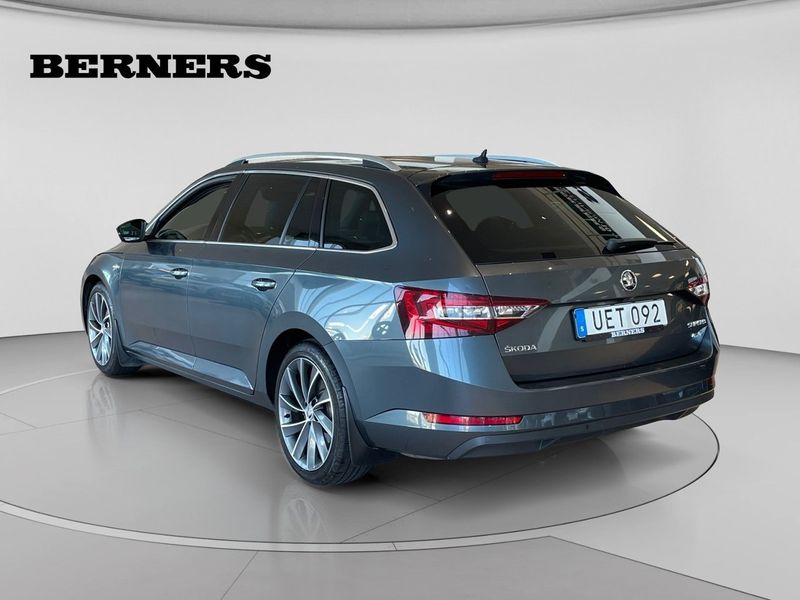 Skoda Superb bild 3