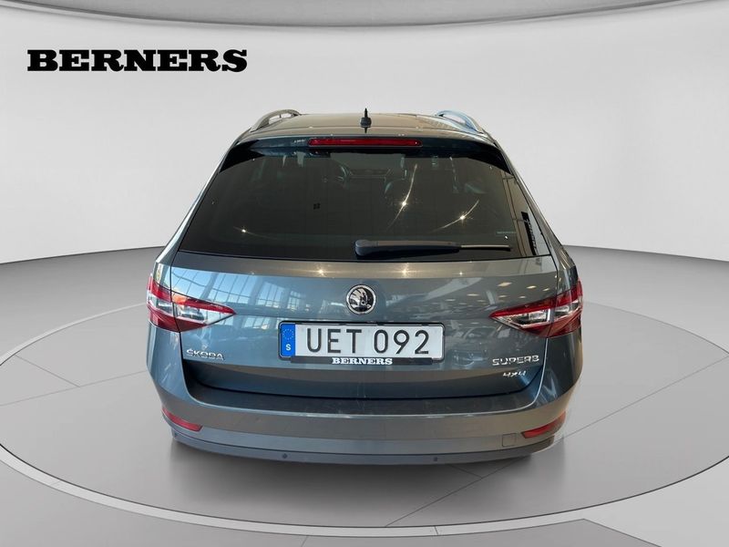 Skoda Superb bild 4