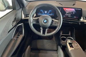 BMW X1 bild 9