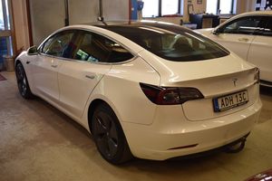 Tesla Model 3 bild 6