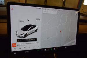Tesla Model 3 bild 14