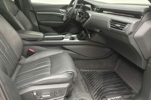 Audi Q8 bild 7