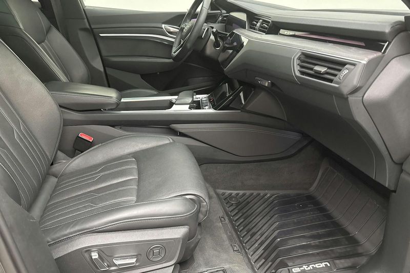 Audi Q8 bild 7