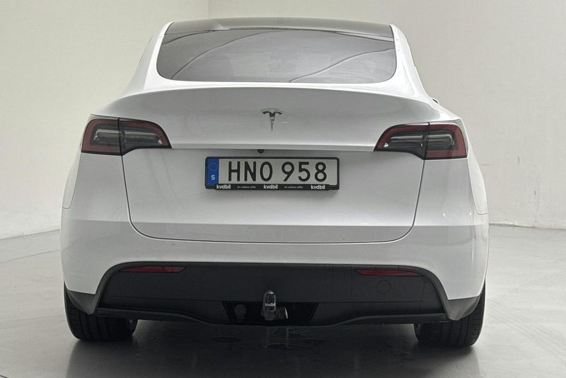 Tesla Model Y bild 5