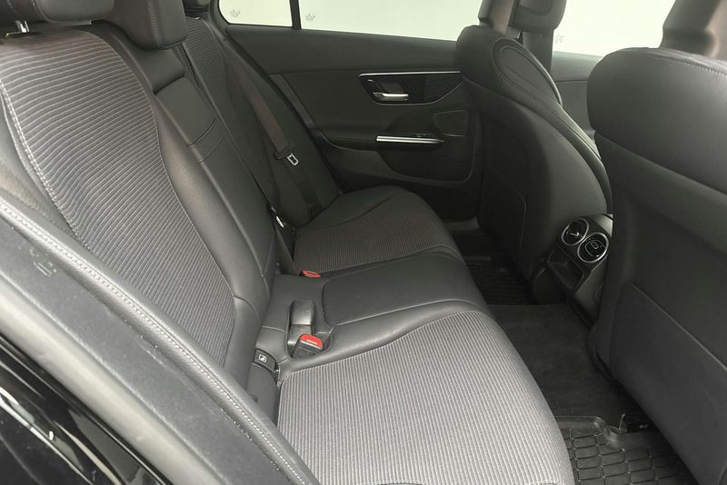 Mercedes C300 bild 8