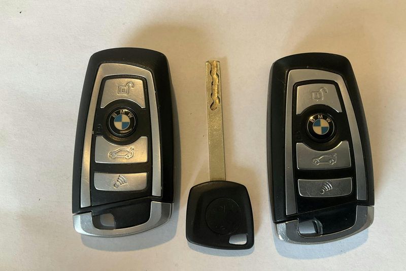 BMW 740 bild 14