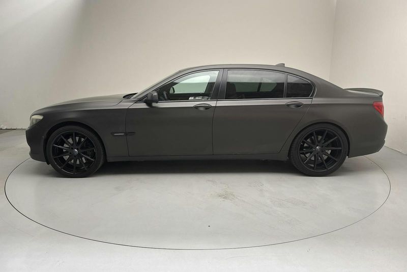 BMW 740 bild 2
