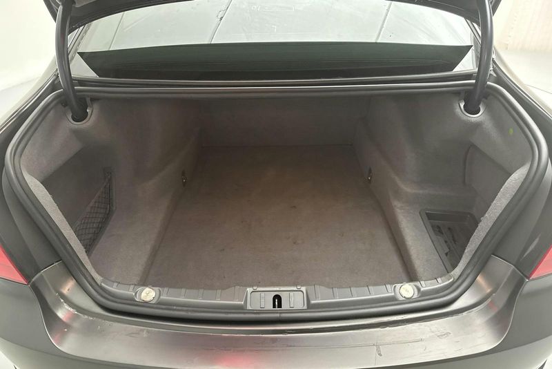 BMW 740 bild 9