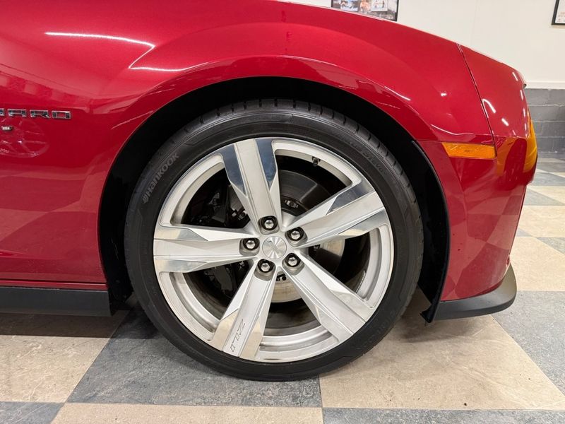 Chevrolet Camaro bild 13