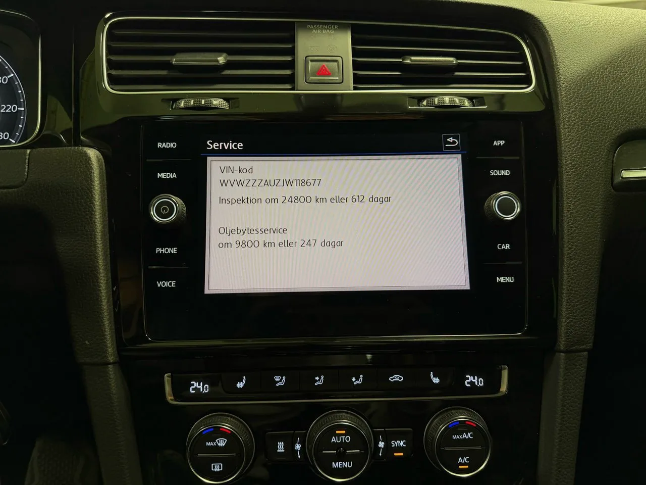 Vehicle image 20