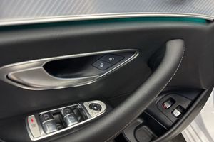 Mercedes E300 bild 10