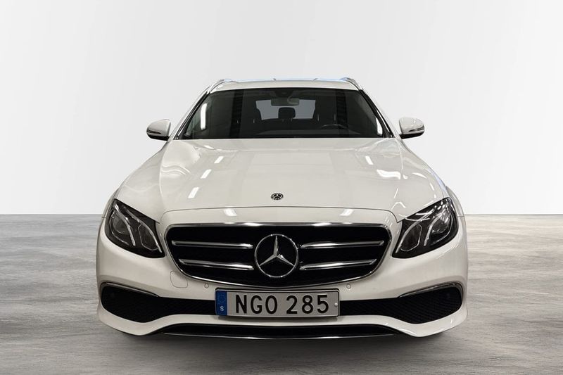 Mercedes E300 bild 2