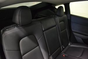 Tesla Model Y bild 12