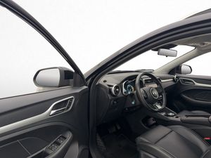 MG ZS EV bild 10