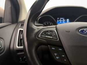 Ford Focus bild 14