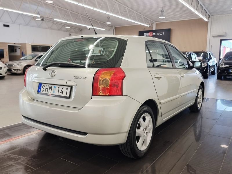 Toyota Corolla bild 16
